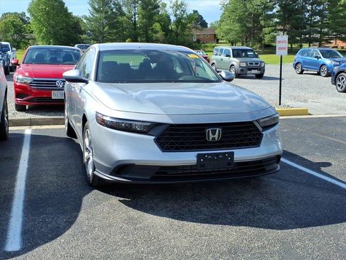 Used 2024 Honda Accord LX image 7