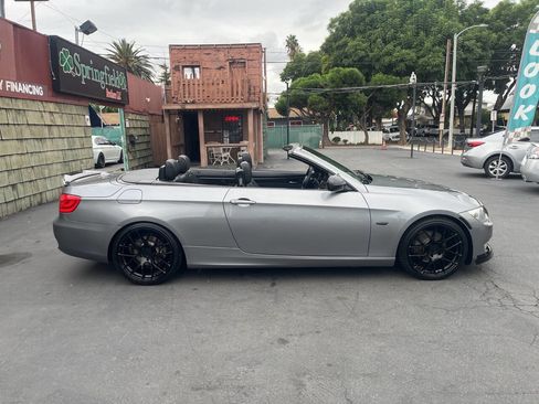Used 2012 BMW 328i Convertible image 3