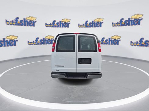 Used 2025 Chevrolet Express 2500 w/ Driver Convenience Package RWD image 7