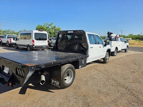 Used 2024 Chevrolet Silverado 3500 W/T w/ Snow Plow Prep Package AWD/4WD image 9