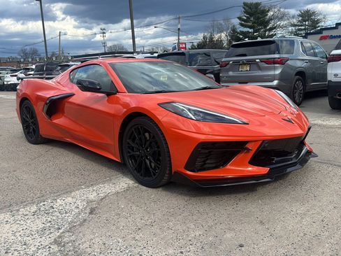 Used 2025 Chevrolet Corvette Stingray Preferred Cpe w/ Z51 Performance Package image 4