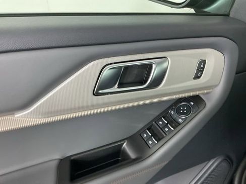 New 2026 Ford Explorer Active image 13