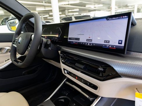 New 2026 BMW 330i Sedan image 29