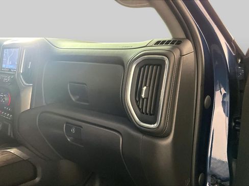 Certified 2022 Chevrolet Silverado 1500 LTZ w/ LTZ Premium Texas Edition AWD/4WD image 17