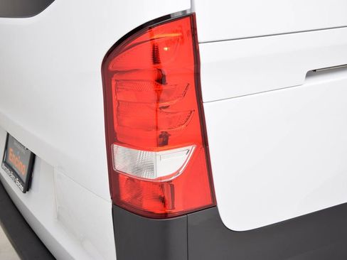 Used 2023 Mercedes-Benz Metris Passenger image 15