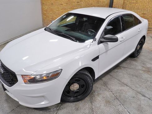 Used 2014 Ford Taurus Police Interceptor AWD image 2