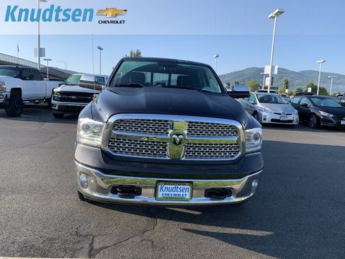 Used 2016 RAM 1500 Laramie w/ Convenience Group AWD/4WD image 2