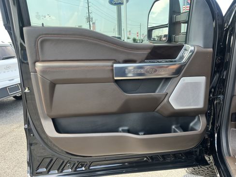 Used 2025 Ford F250 King Ranch AWD/4WD image 14