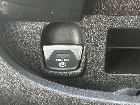 Used 2022 RAM ProMaster 2500 FWD image 10