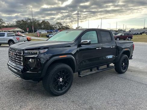 Used 2024 GMC Canyon Denali w/ LPO, Denali Black Edition image 6