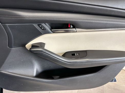 Used 2025 MAZDA MAZDA3 s image 16