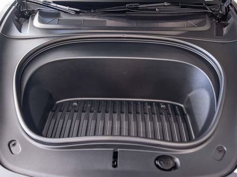 Used 2026 Tesla Model 3 RWD image 5