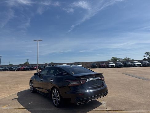 Used 2023 Nissan Maxima Platinum w/ Sport Mat Group FWD image 16