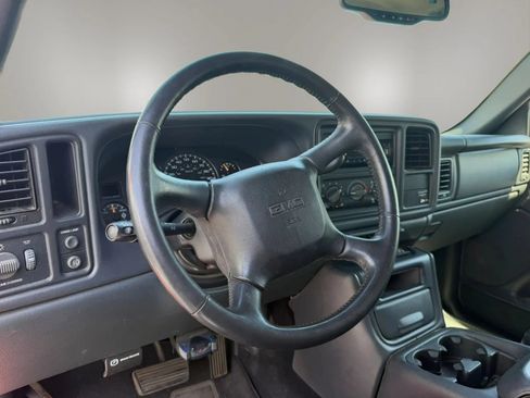 Used 2002 GMC Sierra 2500 2WD Extended Cab HD w/ SLT Marketing Option Pkg image 11
