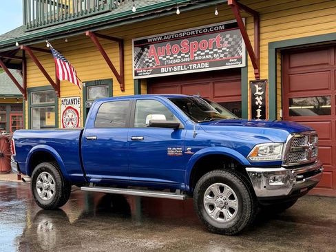 Used 2018 RAM 2500 Laramie w/ Convenience Group AWD/4WD image 2
