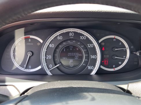 Used 2015 Honda Accord EX-L image 19