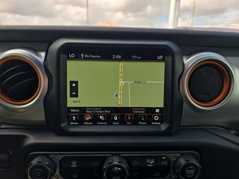 Used 2023 Jeep Gladiator Mojave w/ Trailer Tow Package image 23