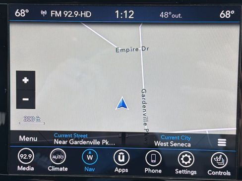 Used 2020 Chrysler Pacifica Touring-L Plus image 33