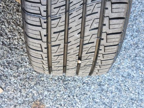 Used 2019 Mercedes-Benz C 300 4MATIC Sedan image 11