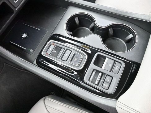 Used 2024 Honda Pilot EX-L image 27
