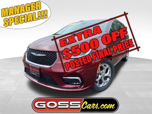 Certified 2023 Chrysler Pacifica Limited w/ Trailer Tow Group AWD/4WD image 1