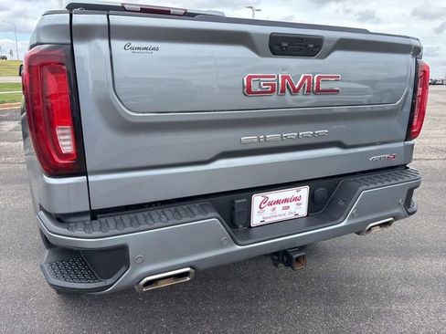 Used 2023 GMC Sierra 1500 AT4 w/ AT4 Premium Package AWD/4WD image 12
