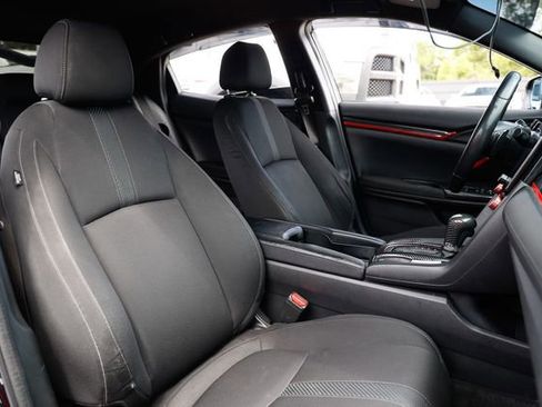 Used 2018 Honda Civic Sport image 19