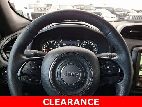 Used 2022 Jeep Renegade Altitude w/ Convenience Group image 19