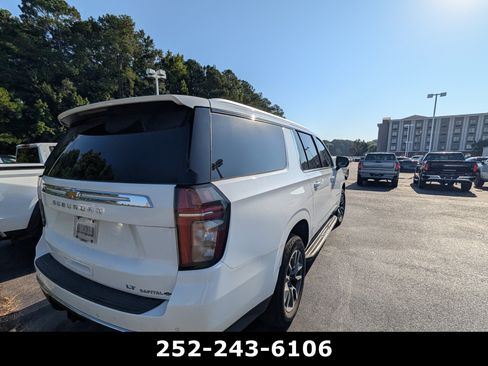 Used 2021 Chevrolet Suburban LT w/ Rear Media and Nav Package AWD/4WD image 4