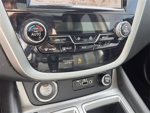 Used 2023 Nissan Murano SL w/ SL Moonroof Package image 24