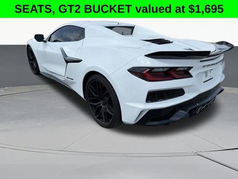 Used 2024 Chevrolet Corvette Z06 RWD image 4