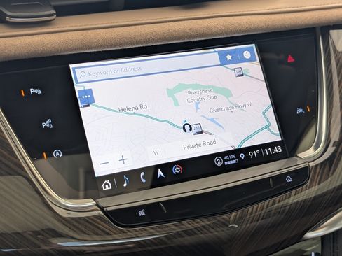 Used 2024 Cadillac XT6 Sport w/ Platinum Package AWD/4WD image 28