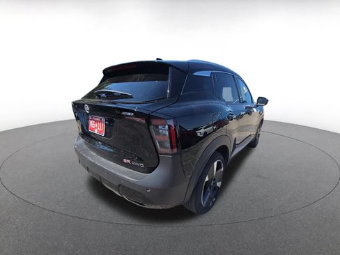 Used 2026 Nissan Kicks SR AWD/4WD image 7