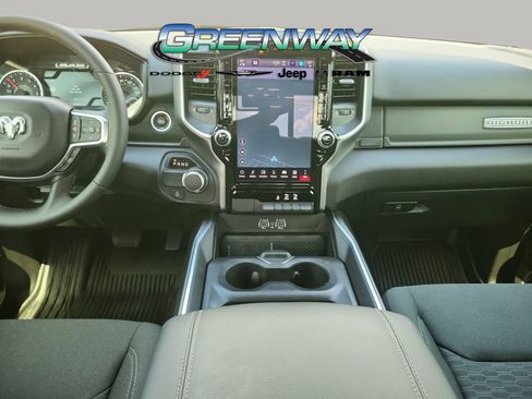 Used 2025 RAM 1500 Big Horn RWD image 10