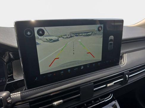 Used 2023 Lincoln Corsair FWD image 23