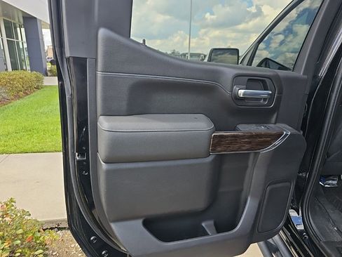 Used 2021 GMC Sierra 1500 Elevation w/ Preferred Package AWD/4WD image 25