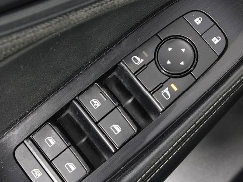 Certified 2021 Nissan Rogue S image 21