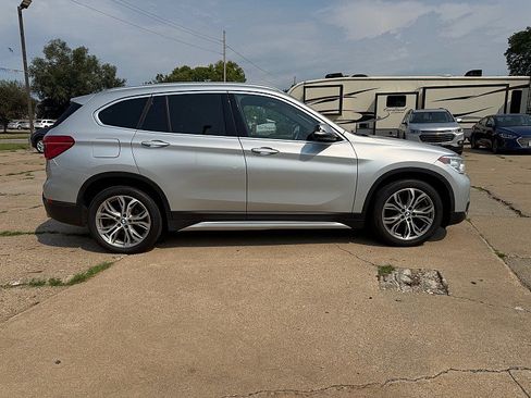 Used 2018 BMW X1 xDrive28i AWD/4WD image 7