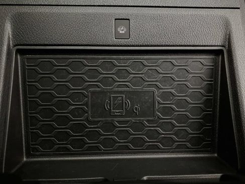 Used 2025 Nissan Frontier PRO-4X w/ Pro Convenience Package AWD/4WD image 24