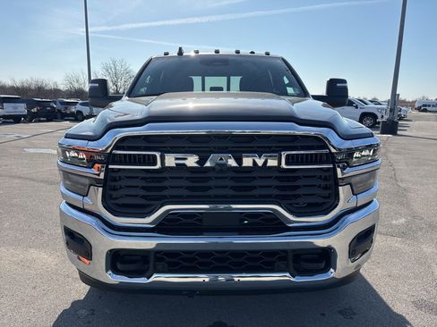 New 2026 RAM 3500 Tradesman AWD/4WD image 8