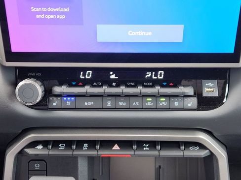 New 2026 Toyota Tundra Platinum image 18