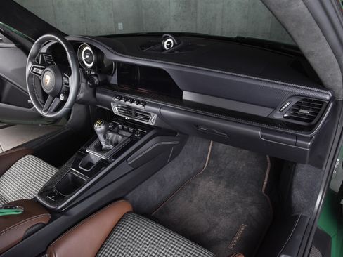 Used 2022 Porsche 911 GT3 RWD image 21