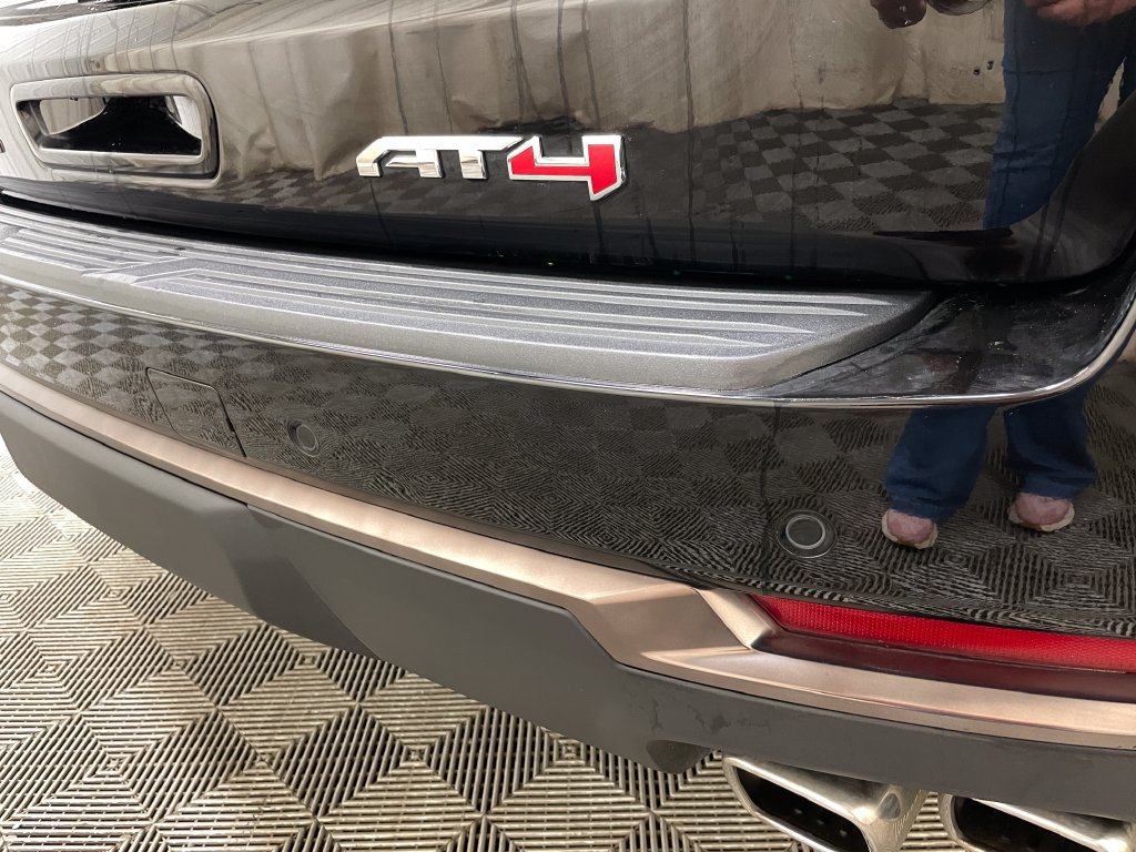 Certified 2026 GMC Yukon XL AT4 Ultimate w/ LPO, Floor Liner Package AWD/4WD image 22