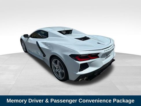 Used 2022 Chevrolet Corvette Stingray w/ Battery Protection Package image 3