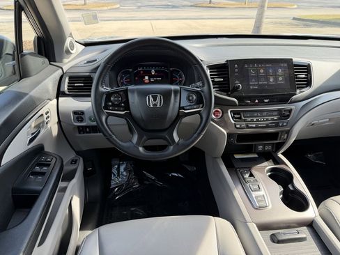 Certified 2022 Honda Pilot Special Edition image 2