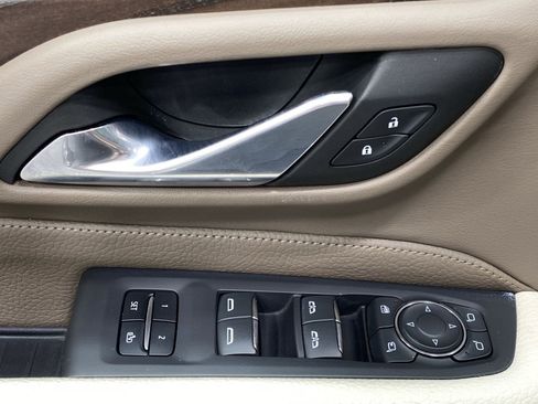 Used 2023 GMC Yukon Denali w/ LPO, Floor Liner Package image 13