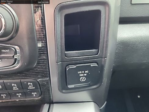 Used 2016 RAM 2500 Limited image 24