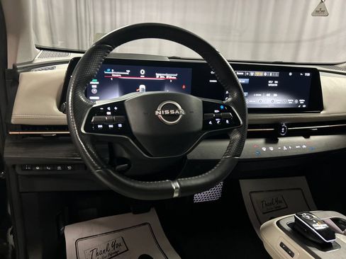Used 2023 Nissan Ariya FWD image 13