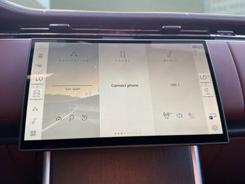 New 2026 Land Rover Range Rover SE image 26