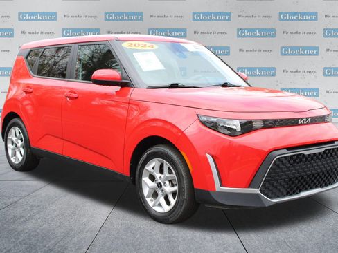 Used 2024 Kia Soul LX w/ Option Group 015 image 3